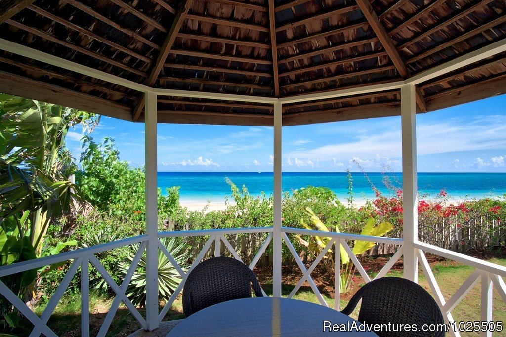 A View From Every Corner | 3 Bdr. Beachfront Villa With A Pool,amazing Rate | Image #4/20 | 