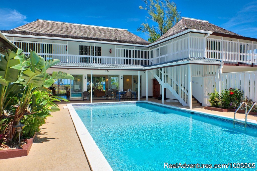 Privacy To The Max | 3 Bdr. Beachfront Villa With A Pool,amazing Rate | Runaway Bay, Jamaica | Vacation Rentals | Image #1/20 | 