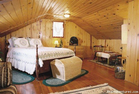 Colorado Cottage | Rocky Mountain Lodge & Cabins: B&B & Cabin Rentals | Image #7/10 | 