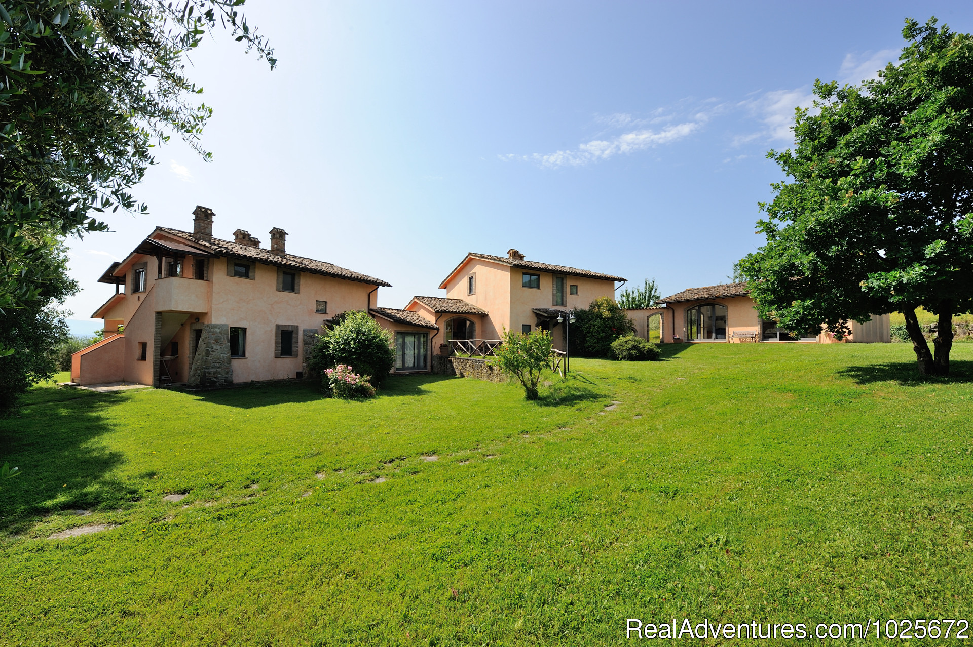 Charming apartment in villa with breathtaking view, Todi, Italy ...