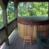 Seneca Lake Cabins One of our Hot Tubs