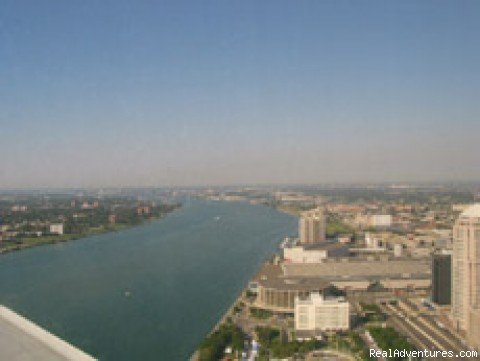 panoramic view of Detroit from Mariott | Detroit is a great place for a family vacation | Image #3/3 | 