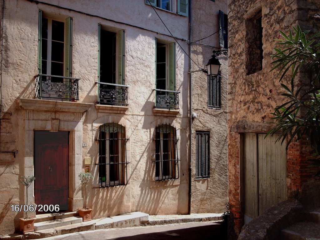 the house | B&B in PROVENCE | Image #2/3 | 