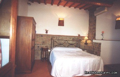 THE ROOM  | Charming Bedbreakfast Situated In Chianti Florence | Image #2/2 | 