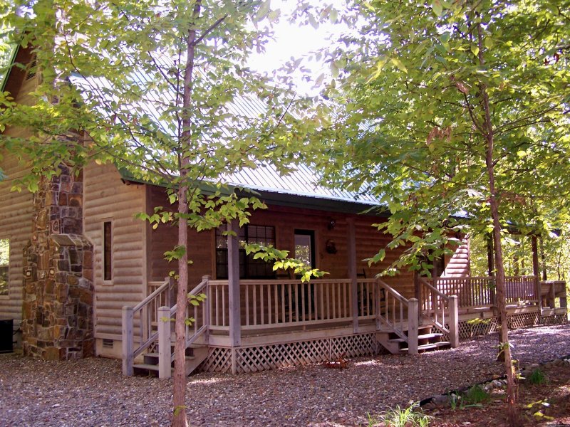 Almost Heaven Cabin | Luxury Cabins at Beavers Bend Resort Park | Image #7/7 | 