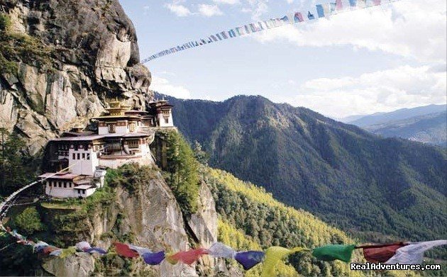 SpaFari in Bhutan       www.SpaFari.com | Healthy Hiking Spa Vacations & Spiritual Journeys | Image #5/11 | 