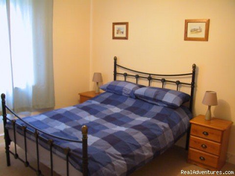 Master Bedroom | Edinburgh City Centre Apartment | Image #4/4 | 