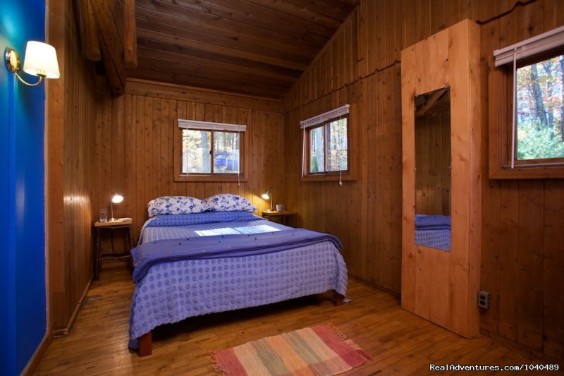 Newly renovated 6 cottage features Organic Natural Latex be | Nature, Comfort & Simplicity, Virginia Cottages | Image #3/14 | 
