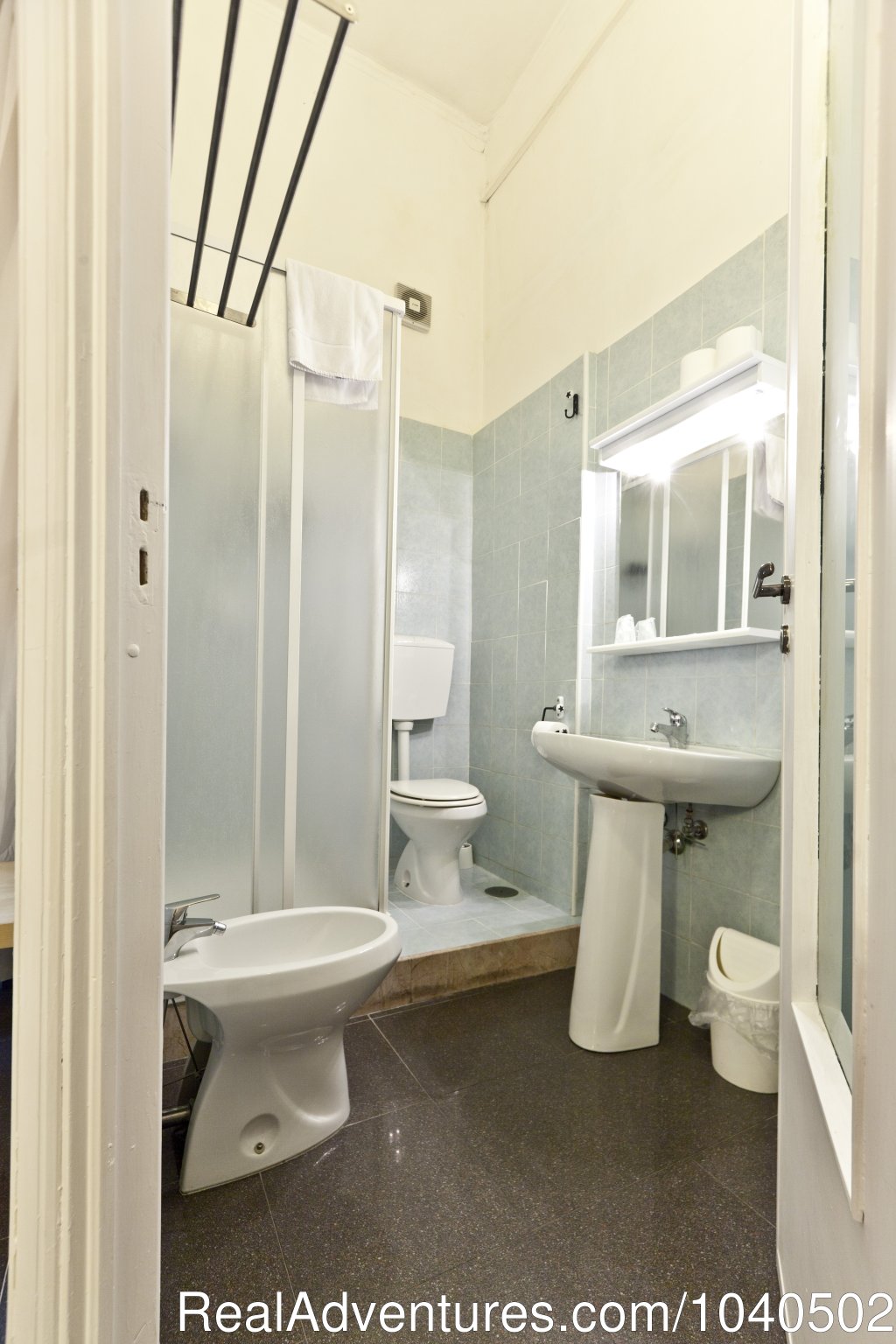Bathroom inner Double Room | Excellent sleeping before visiting Capri an Ischia | Image #9/13 | 