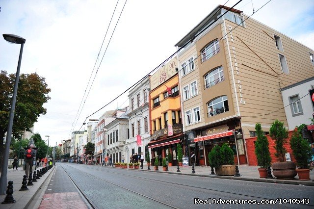 Istanbul Sultanahmet Star Holiday Hotel - front view | Cheap Hotel At Istanbul | Image #2/11 | 