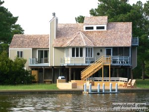 Spinnaker Chincoteague Waterfront Vacation House - | Chincoteague Island, Virginia
