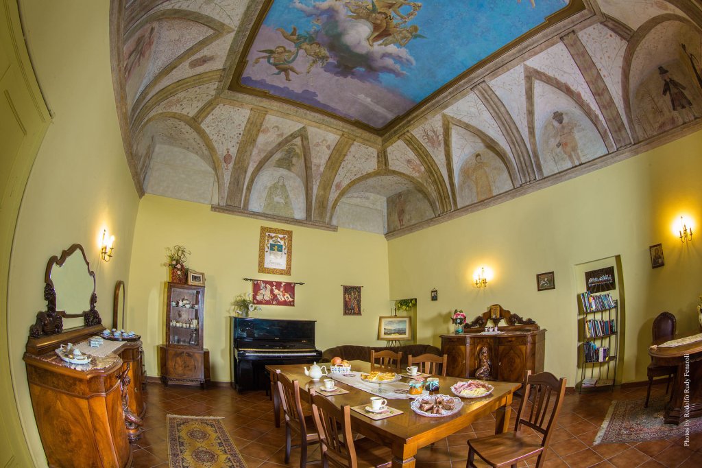 Our Breakfast Room | Your Home Away From Home Near Lake Garda | Image #8/11 | 