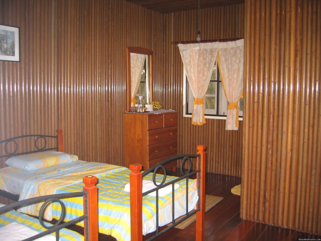 Room | Tempurung Seaside Lodge where dreams comes alive | Image #4/6 | 