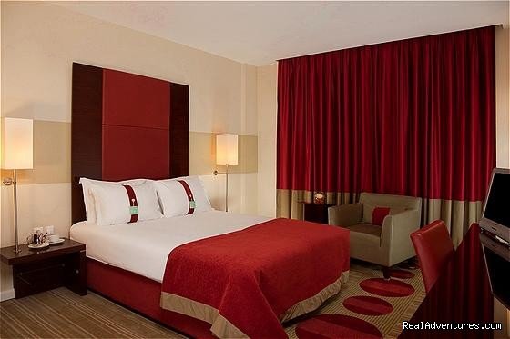 Standard Room | Holiday Inn Sofia | Image #3/12 | 