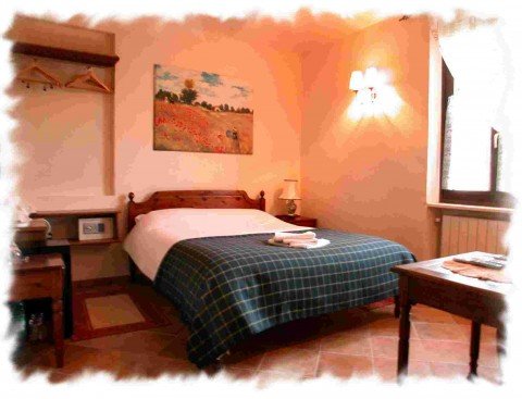 A Typical Bedroom | A beautifull Italian B&B set in the Asti Vineyards | Image #12/14 | 