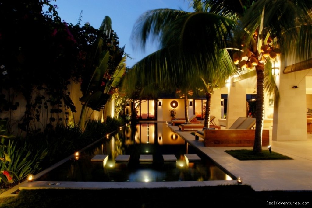 Pool View Night | Seminyak5 Bedroom Private Villa - Casa Mateo, Bali | Image #2/11 | 