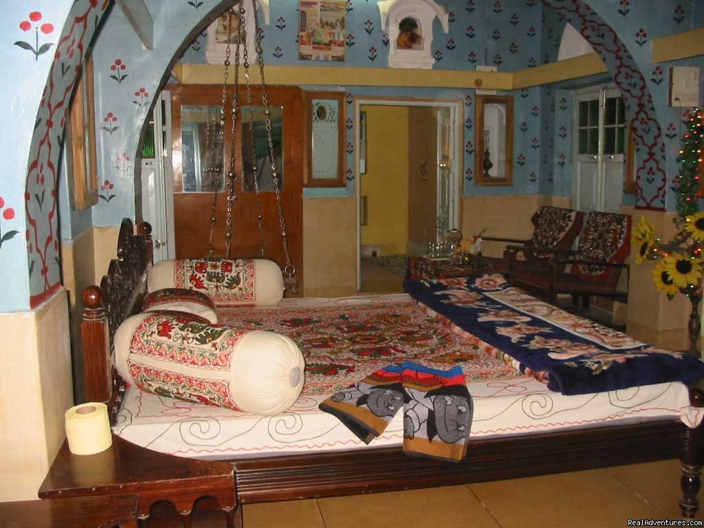 room 2 | SAJI SANWRI (Guest-House) | Jodhpur, India | Bed & Breakfasts | Image #1/7 | 