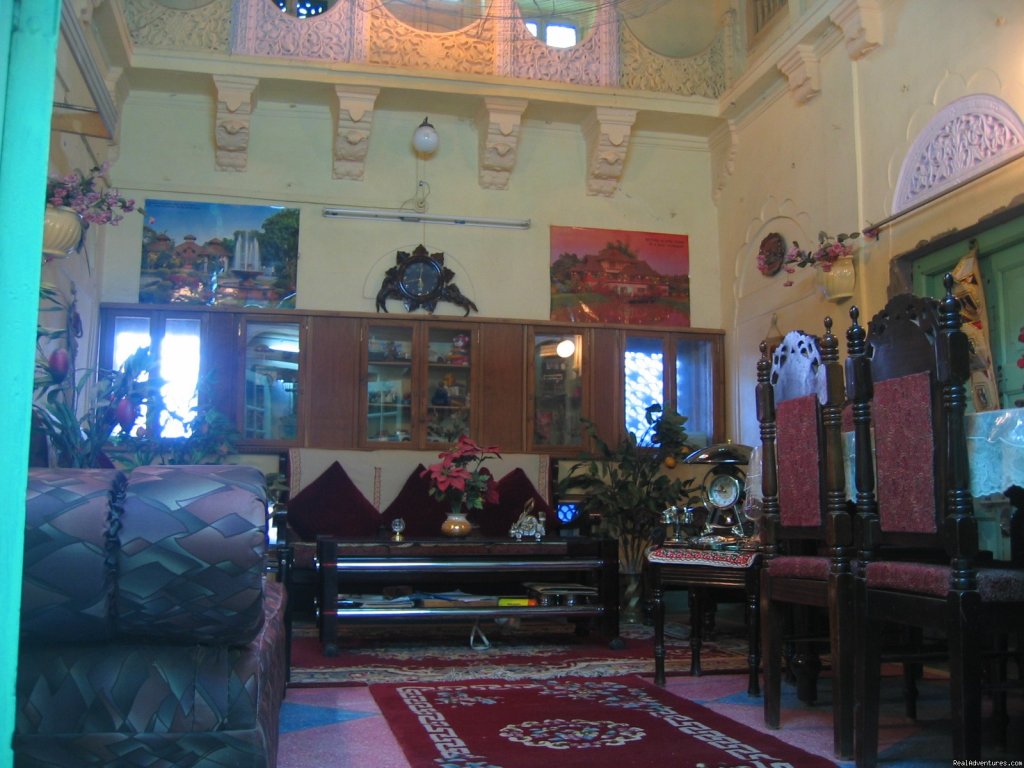 sitting hall | SAJI SANWRI (Guest-House) | Image #5/7 | 
