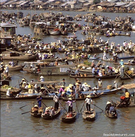 Floating Market Mekong Delta | Charming Vietnam | Image #21/26 | 