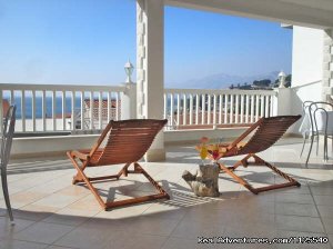 Modern apartment with a beautiful sunny terrace | Baska Voda, Croatia Vacation Rentals | Croatia Vacation Rentals