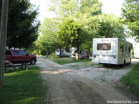 Just the right spot | Jonesburg Gardens Campground | Image #5/26 | 