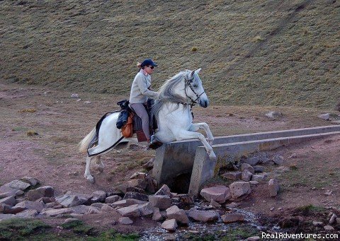 Sacred Valey Ride | exclusive horseback riding tours in Peru | Image #2/6 | 