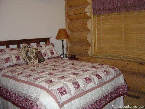 2nd Bedroom | Ski and Stay at a Log Home with Breathtaking Views | Image #4/4 | 