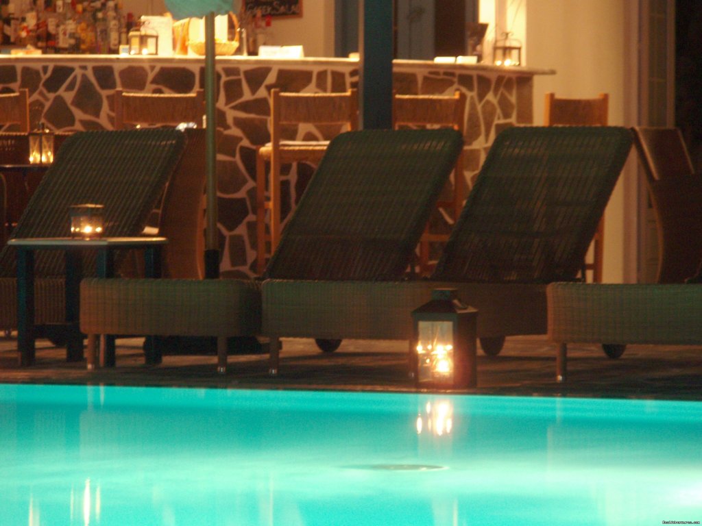 Hotel Matina Swimming Pool Bar | Hotel Matina, Santorini Island, Greece | Image #14/15 | 