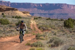 Maze Bike Trip | Green River, Utah Bike Tours | Utah Bike Tours