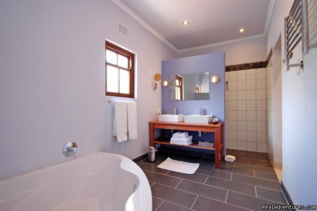 Bathroom Deluxe Garden Room | Malherbe Guesthouse - Montagu - Western Cape | Montagu, South Africa | Bed & Breakfasts | Image #1/1 | 