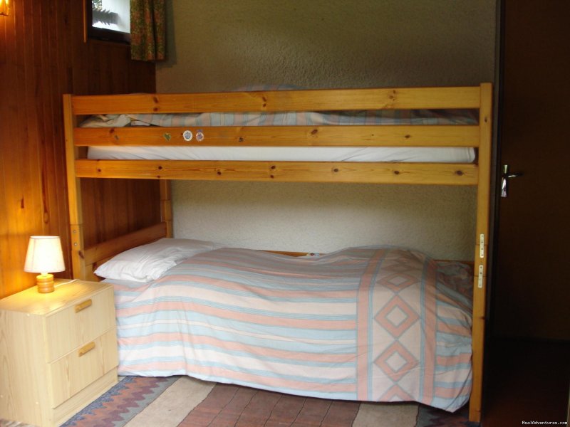 Chalet bunk room | Ski and Summer Breaks in La Clusaz | Image #4/13 | 