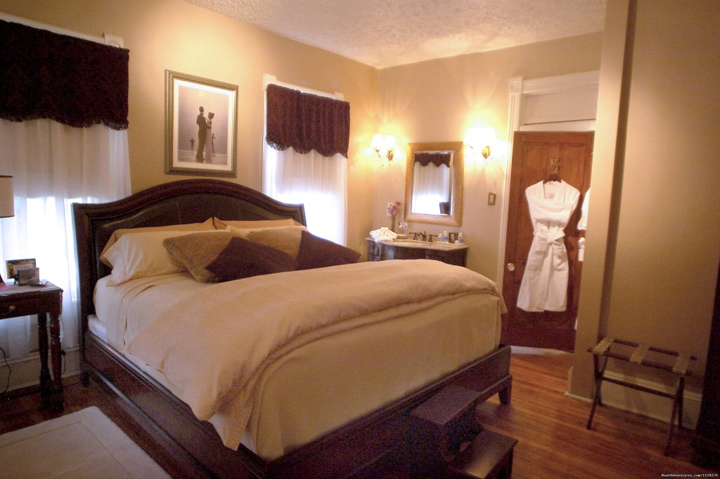 Ellington Suite  King Bedroom | A Jewel of Comfort & Hospitality - Magnolia House | Image #4/16 | 