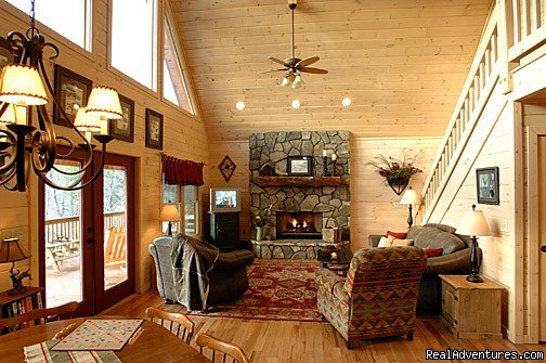 Family Room | Aska Adventure Lodge | Blue Ridge, Georgia  | Vacation Rentals | Image #1/2 | 