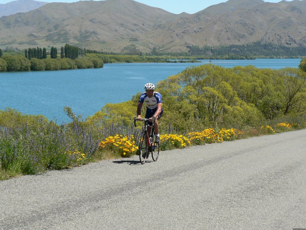Southern Alps Tour | Bicycle Touring New Zealand | Image #4/5 | 