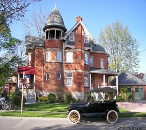 Victorian B&B a short drive away. | Chatham, Ontario Bed & Breakfasts | Michigan Bed & Breakfasts