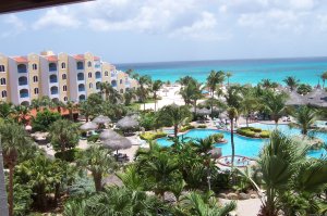 Costa Linda deLux Beach Resort | Oranjestad, Aruba Vacation Rentals | Curacao Vacation Rentals