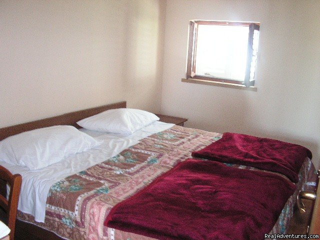 bedroom 1 | Cavtat apartments for rent FAMILLY | Image #2/6 | 