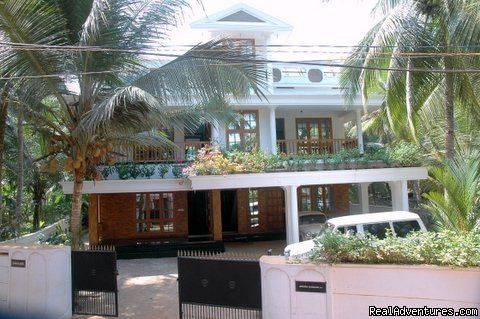 Sankars Front View | Sankars Homestay Trivandrum, Diamond House Approvd | Image #5/7 | 