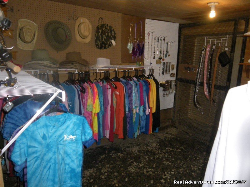 Gift Shop | R & R Dude Ranch a year round Country Getaway | Image #14/23 | 