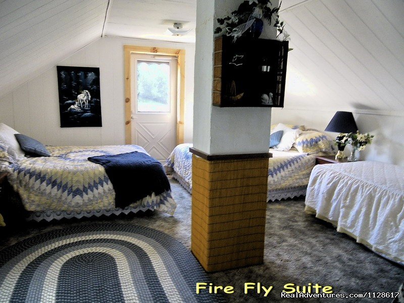 Fire Fly Suite | R & R Dude Ranch a year round Country Getaway | Image #22/23 | 