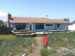 3 Crabs Beach House - Private Beach & Hot Tub | Sequim, Washington Vacation Rentals | British Columbia Vacation Rentals