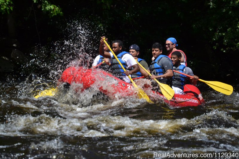 Friends Rafting on the Lehigh River | Lehigh River Whitewater Rafting in the Poconos PA | Image #15/26 | 