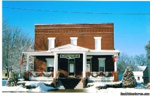 Take Life Slower at The Inn of the Six-Toed Cat | Allerton, Iowa Bed & Breakfasts | Coralville, Iowa