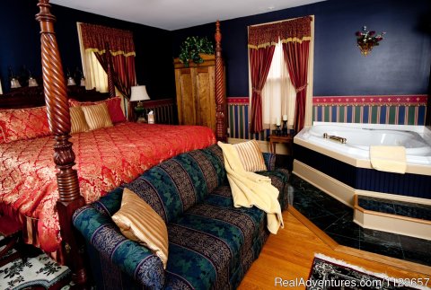 Gifford Room | Image #8/12 | Romantic Getaway at 1840 Inn on the Main B & B