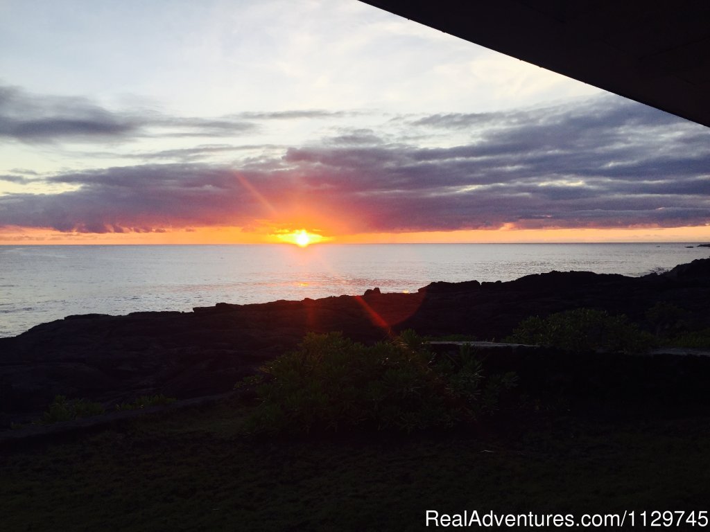 Sunset from the Alohahouse Priceless | Big Island Hawaii Vacation Homes at a Great Price | Image #17/26 | 