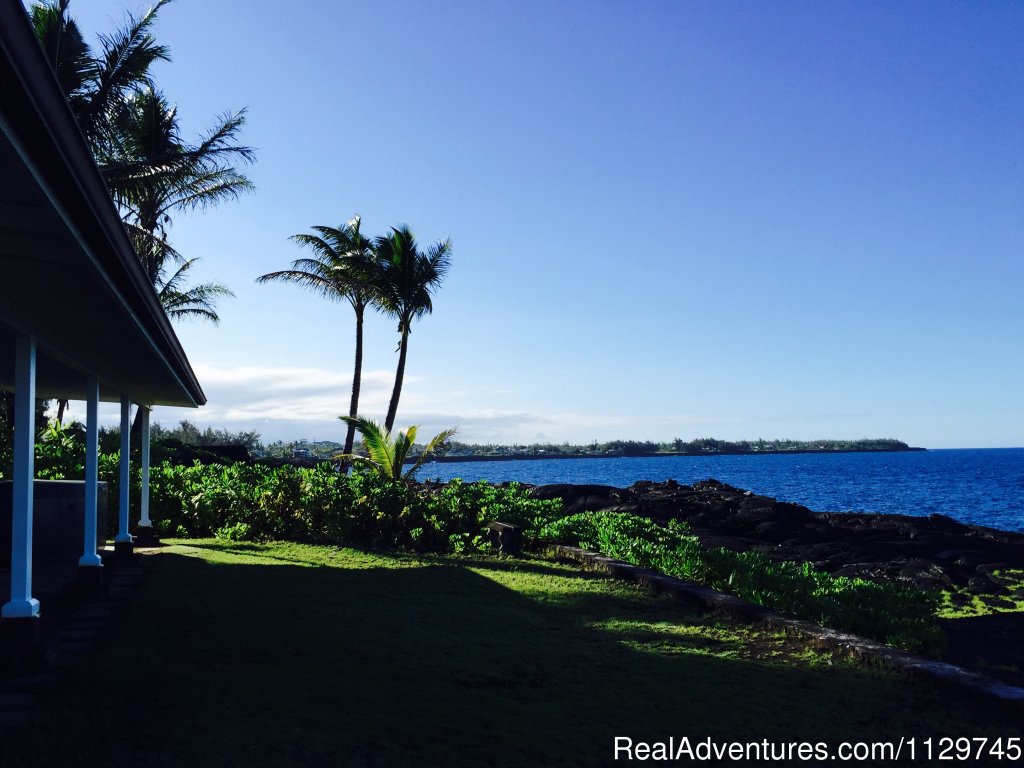 View of the back yard and Kaloli Bay and Kaloli Point | Big Island Hawaii Vacation Homes at a Great Price | Image #18/26 | 
