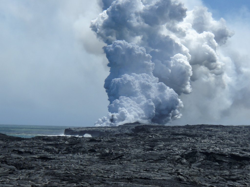 Nearby active volcano flowing into ocean | Big Island Hawaii Vacation Homes at a Great Price | Image #25/26 | 