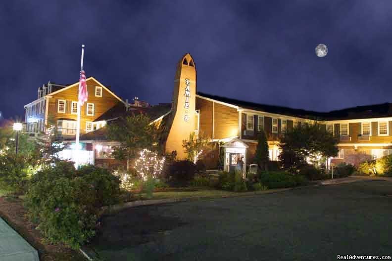Romantic Evening al Lamie's Inn | New England Seacoast Getaway | Hampton , New Hampshire  | Hotels & Resorts | Image #1/10 | 