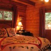 Romantic Getaway in TN Mountain Log Cabin Comfortable and cozy