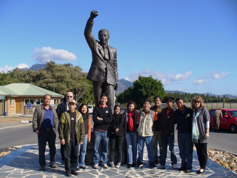 Nelson Mandela Statue | Specialized Wine and Day Tours | Image #18/22 | 